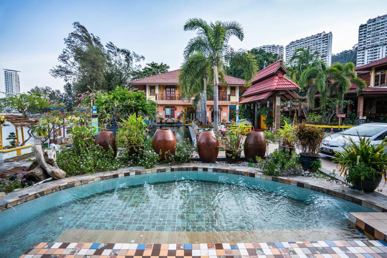 Lost Paradise Resort Batu Feringgi Exterior foto