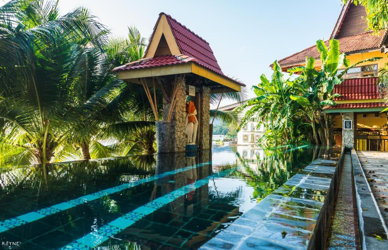 Lost Paradise Resort Batu Feringgi Exterior foto